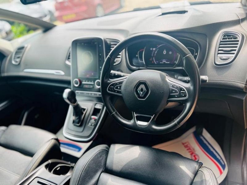 RENAULT SCENIC