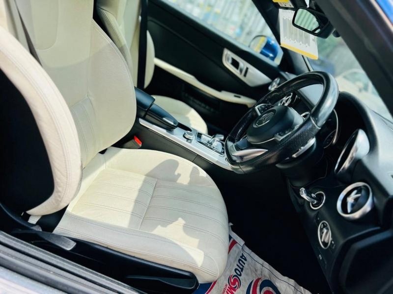 MERCEDES-BENZ SLC