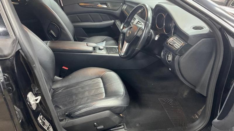 MERCEDES-BENZ CLS