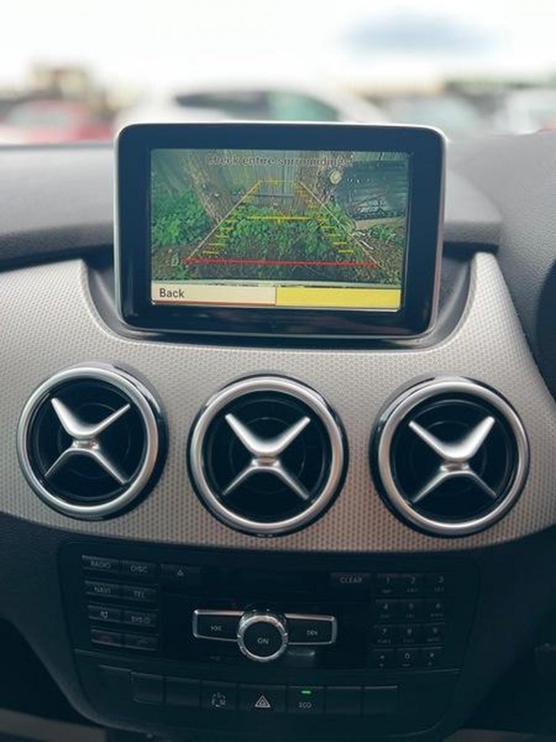 MERCEDES-BENZ B CLASS