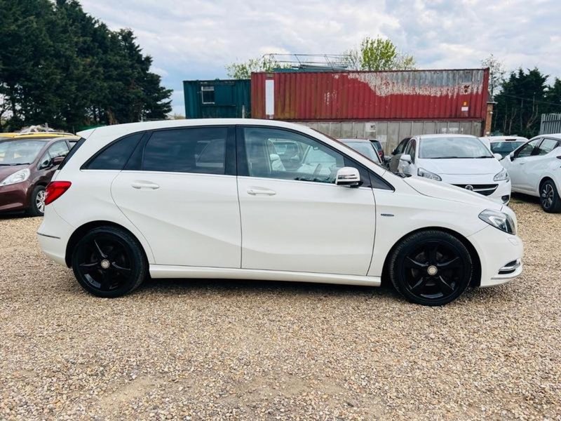 MERCEDES-BENZ B CLASS