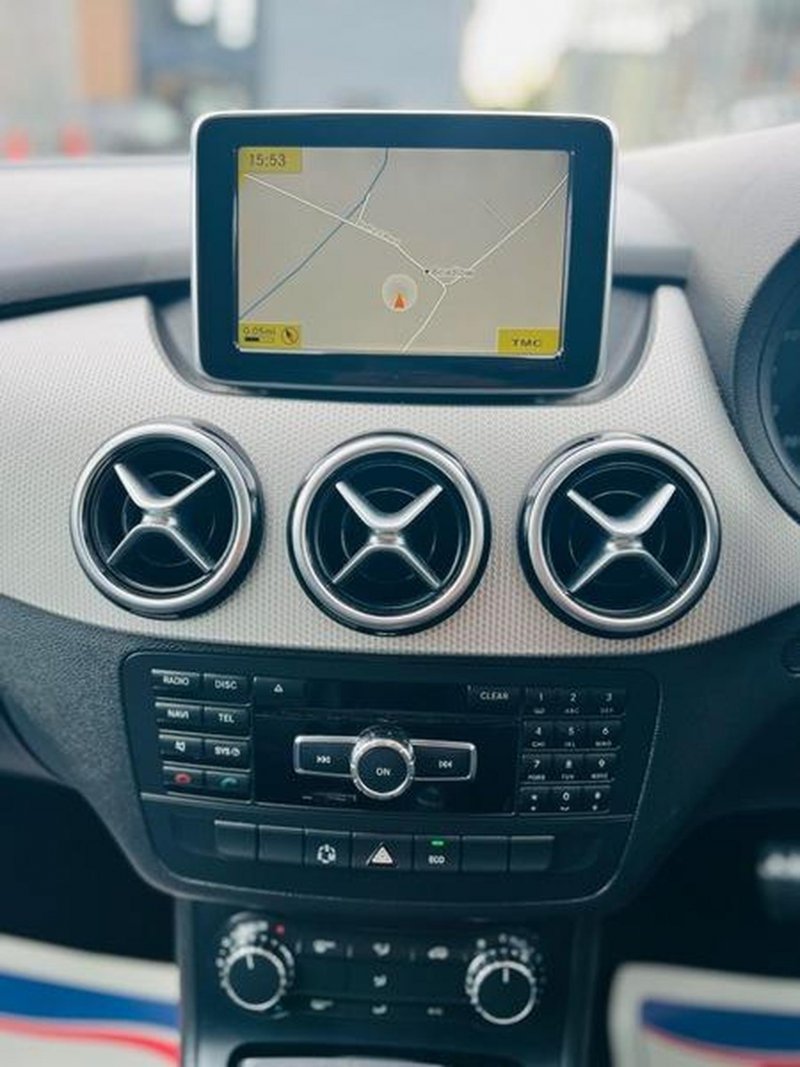 MERCEDES-BENZ B CLASS
