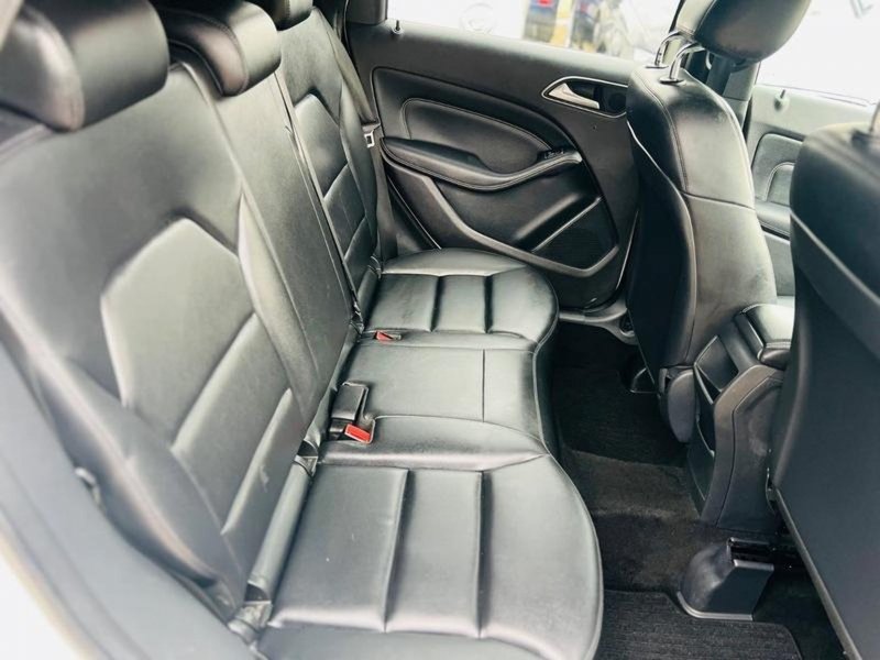 MERCEDES-BENZ B CLASS