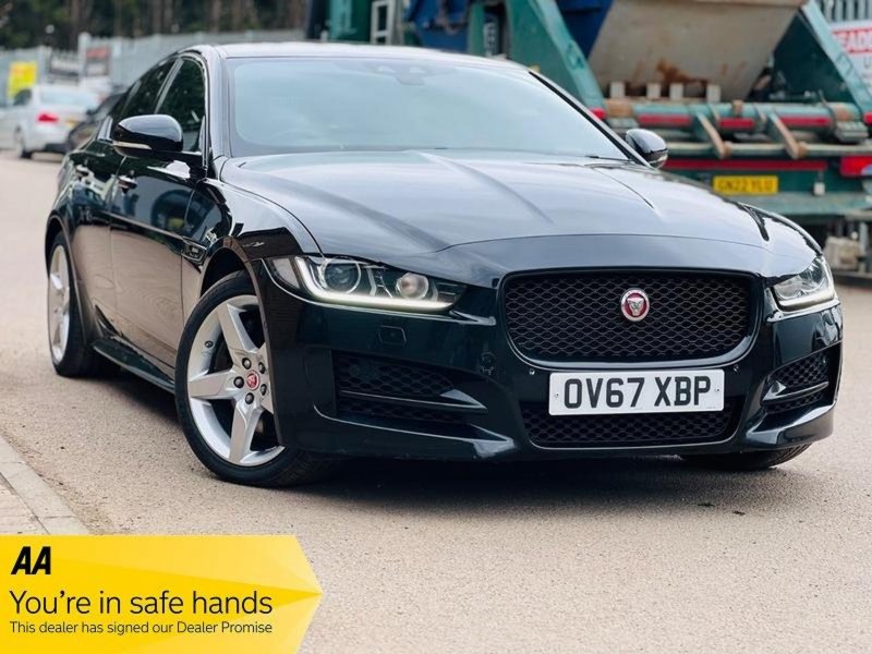 JAGUAR XE