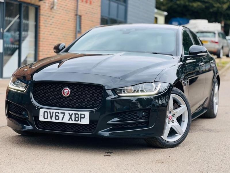 JAGUAR XE