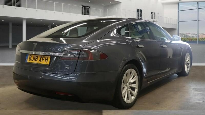 TESLA MODEL S