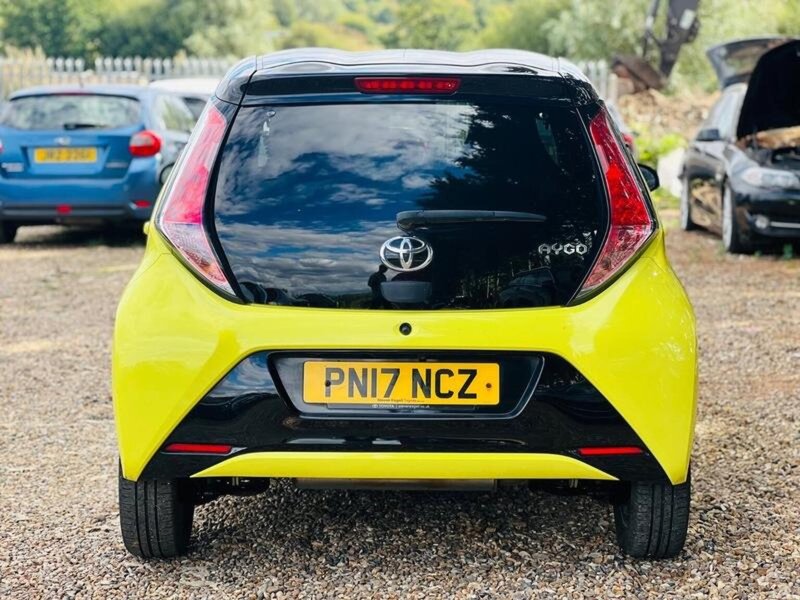 TOYOTA AYGO