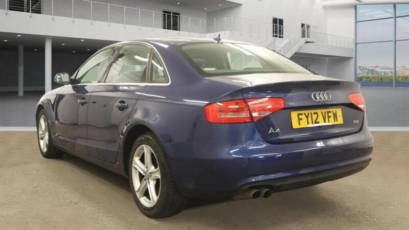 AUDI A4