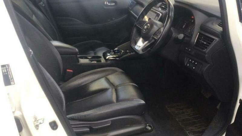 NISSAN LEAF