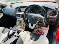 VOLVO V40 CROSS COUNTRY
