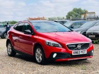 VOLVO V40 CROSS COUNTRY