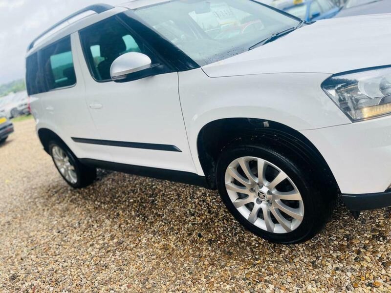SKODA YETI