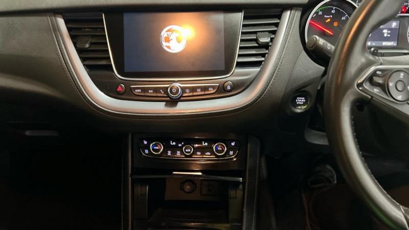 VAUXHALL GRANDLAND X