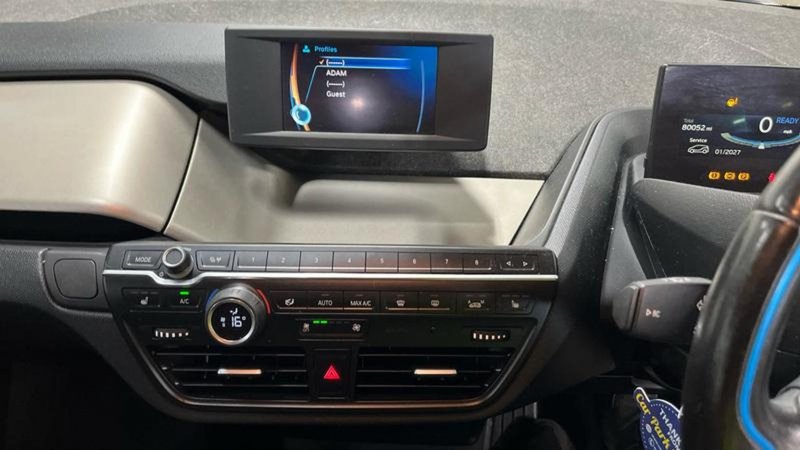 BMW I3