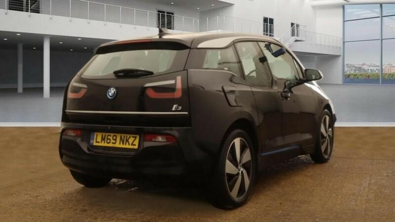 BMW I3