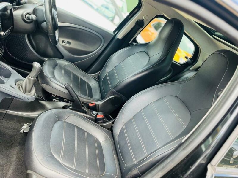 SMART FORFOUR