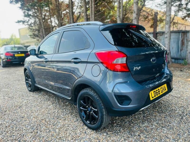 FORD KA+