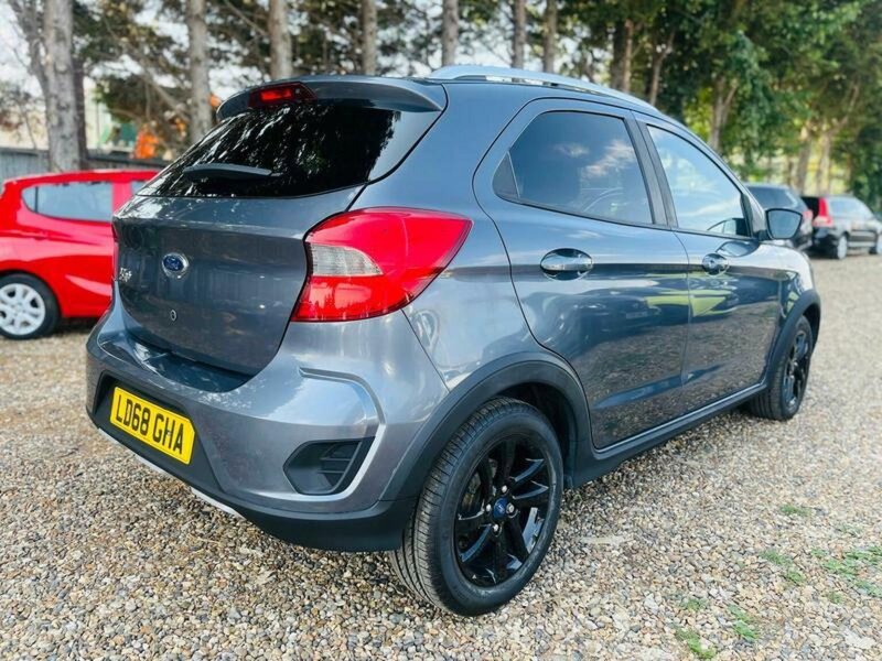 FORD KA+
