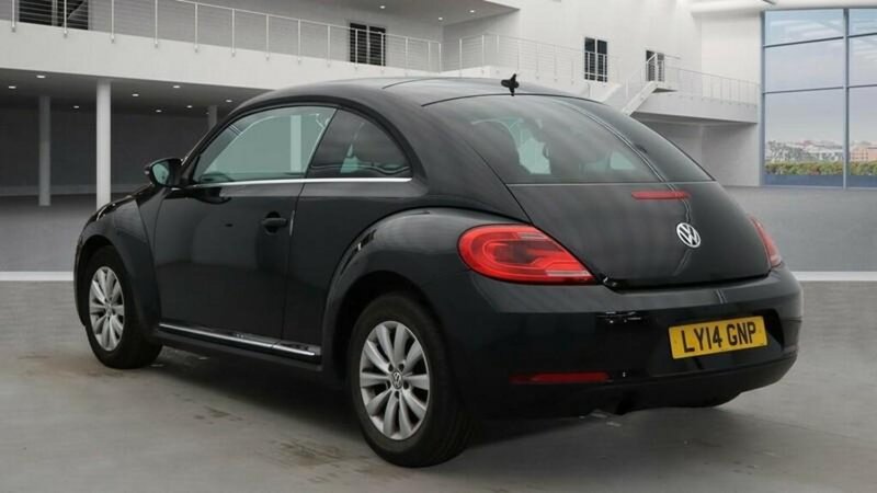 VOLKSWAGEN BEETLE