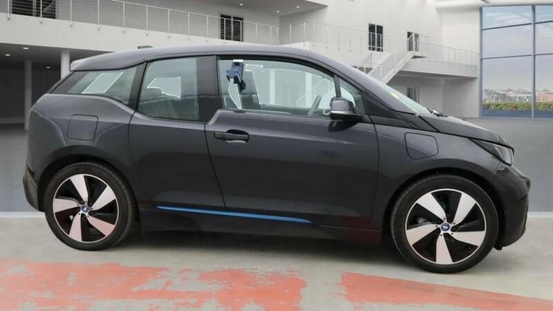 BMW I3