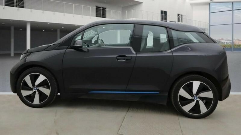 BMW I3