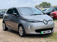 RENAULT ZOE