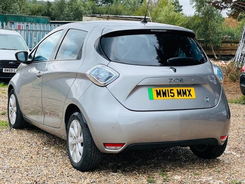 RENAULT ZOE