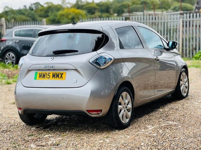 RENAULT ZOE