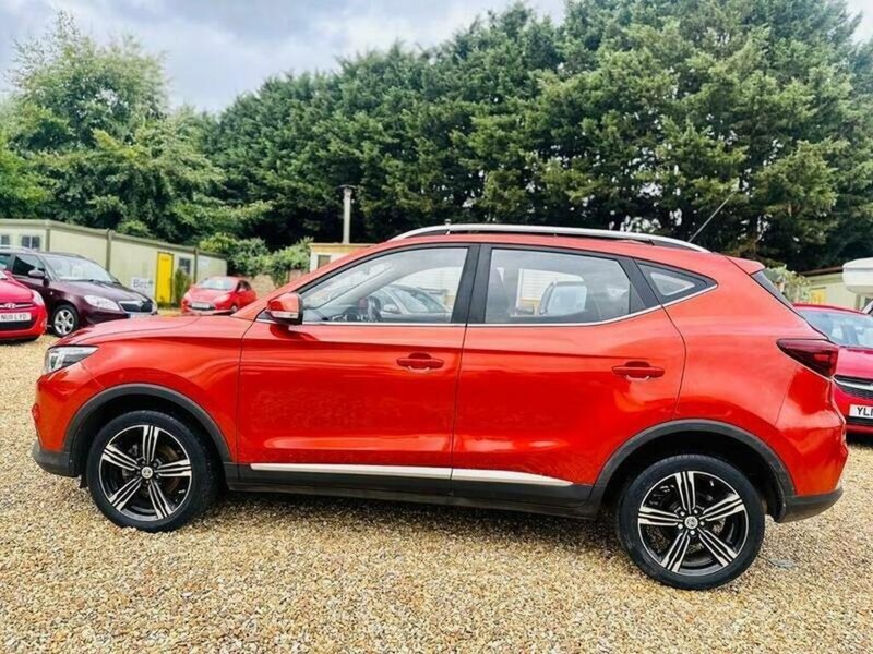 MG ZS