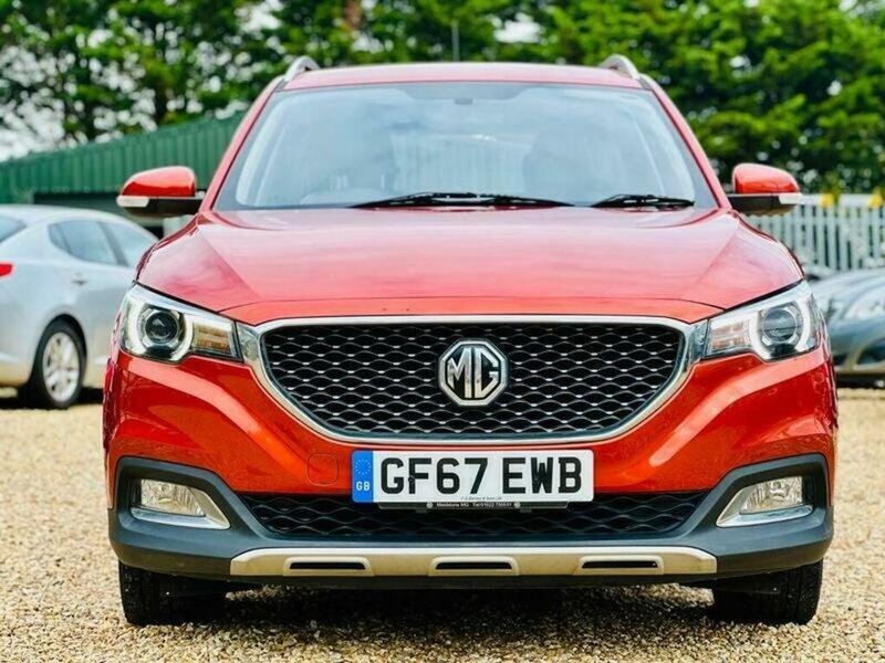 MG ZS
